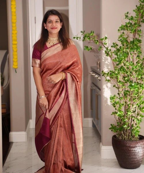 imgi_211_Deepika_Jha_in_Zuri_Burgundy_1